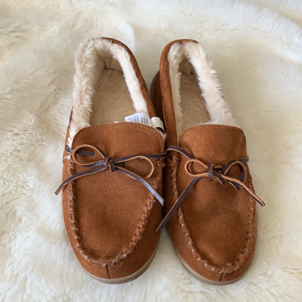 Classic suede moccasin slippers